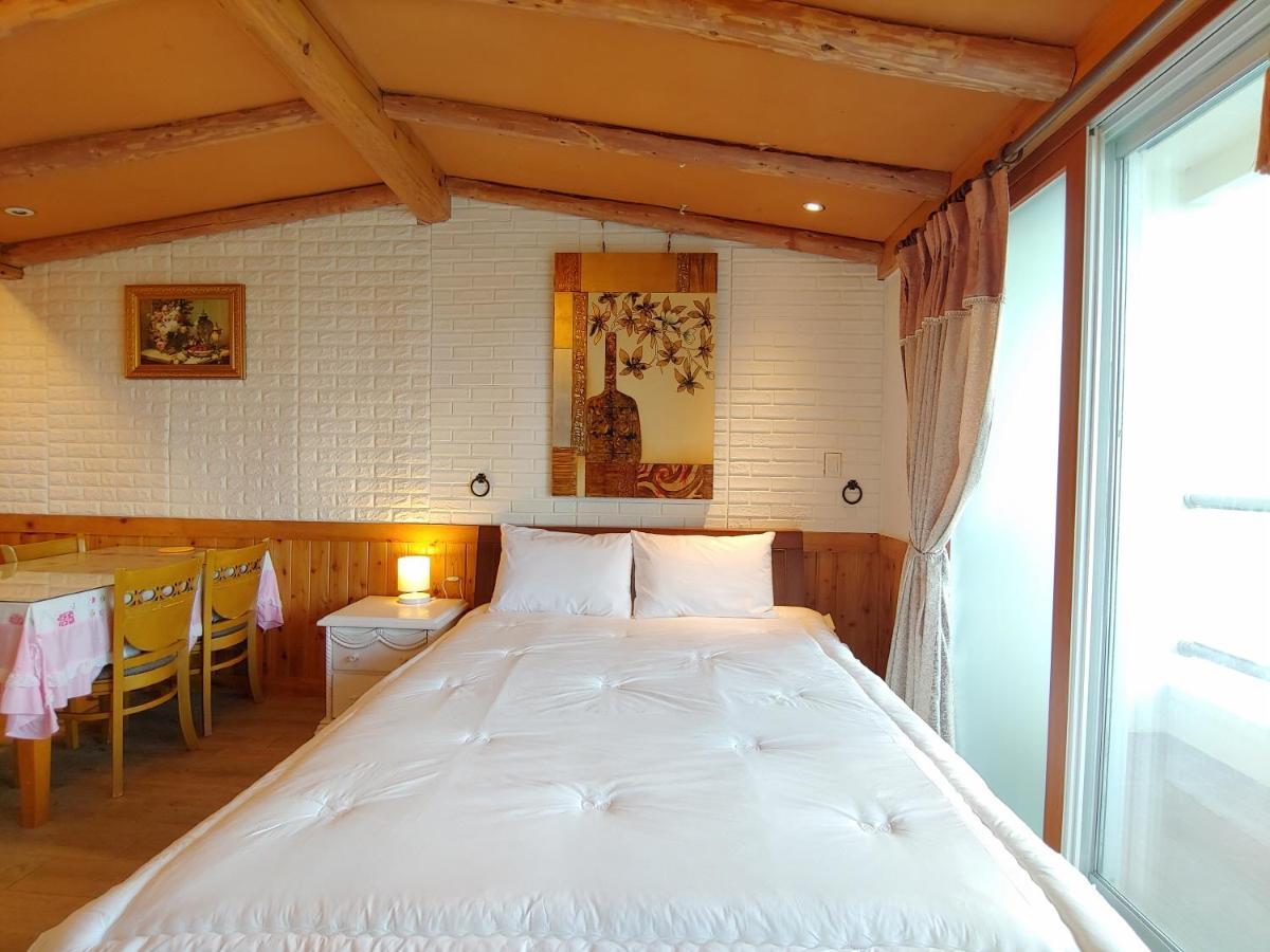 Herb In Pension Jeju by Eksteriør bilde